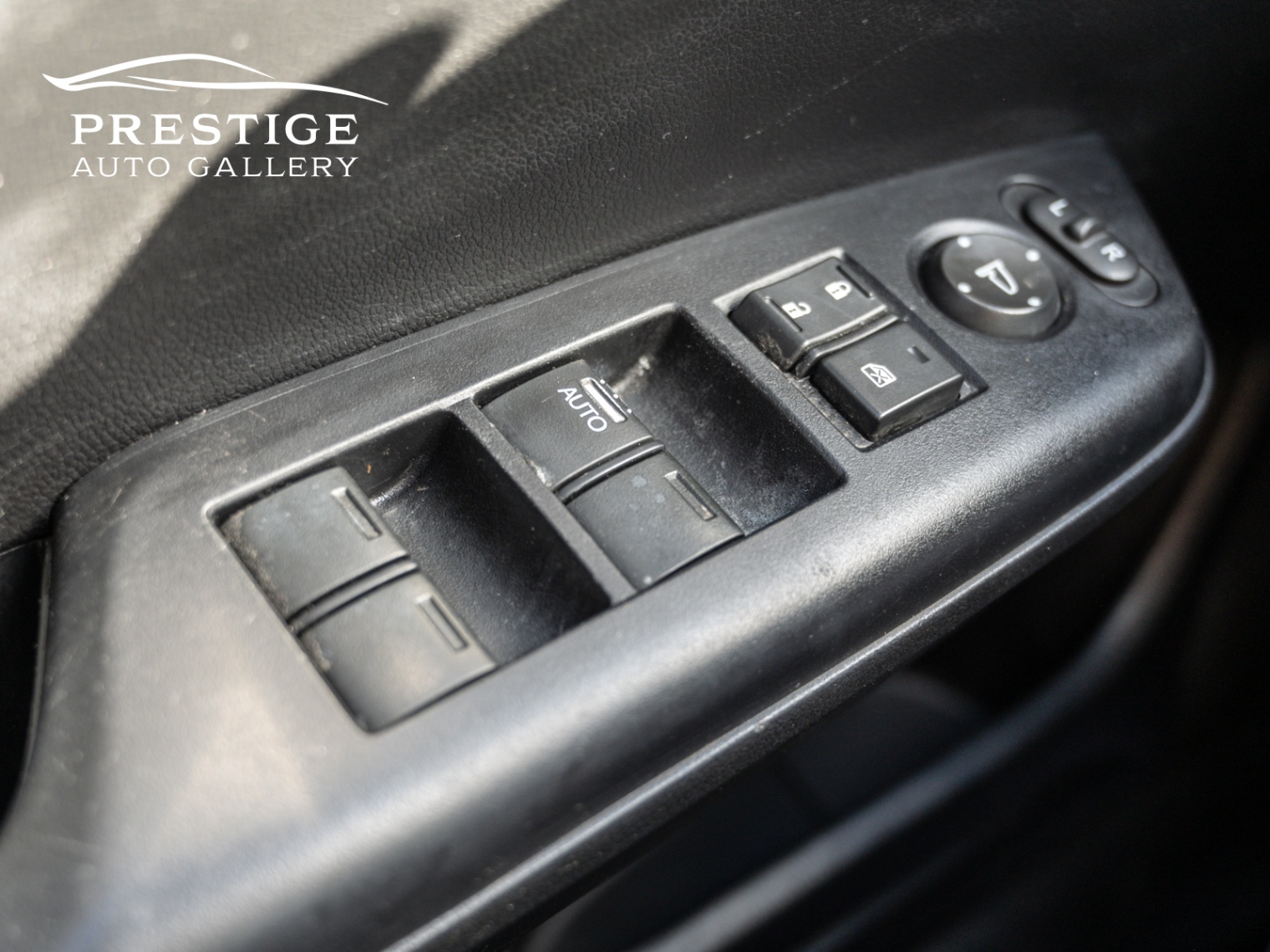 /prestigeautogallery/2014-Honda-CivicSedan-02260524064503877.jpg