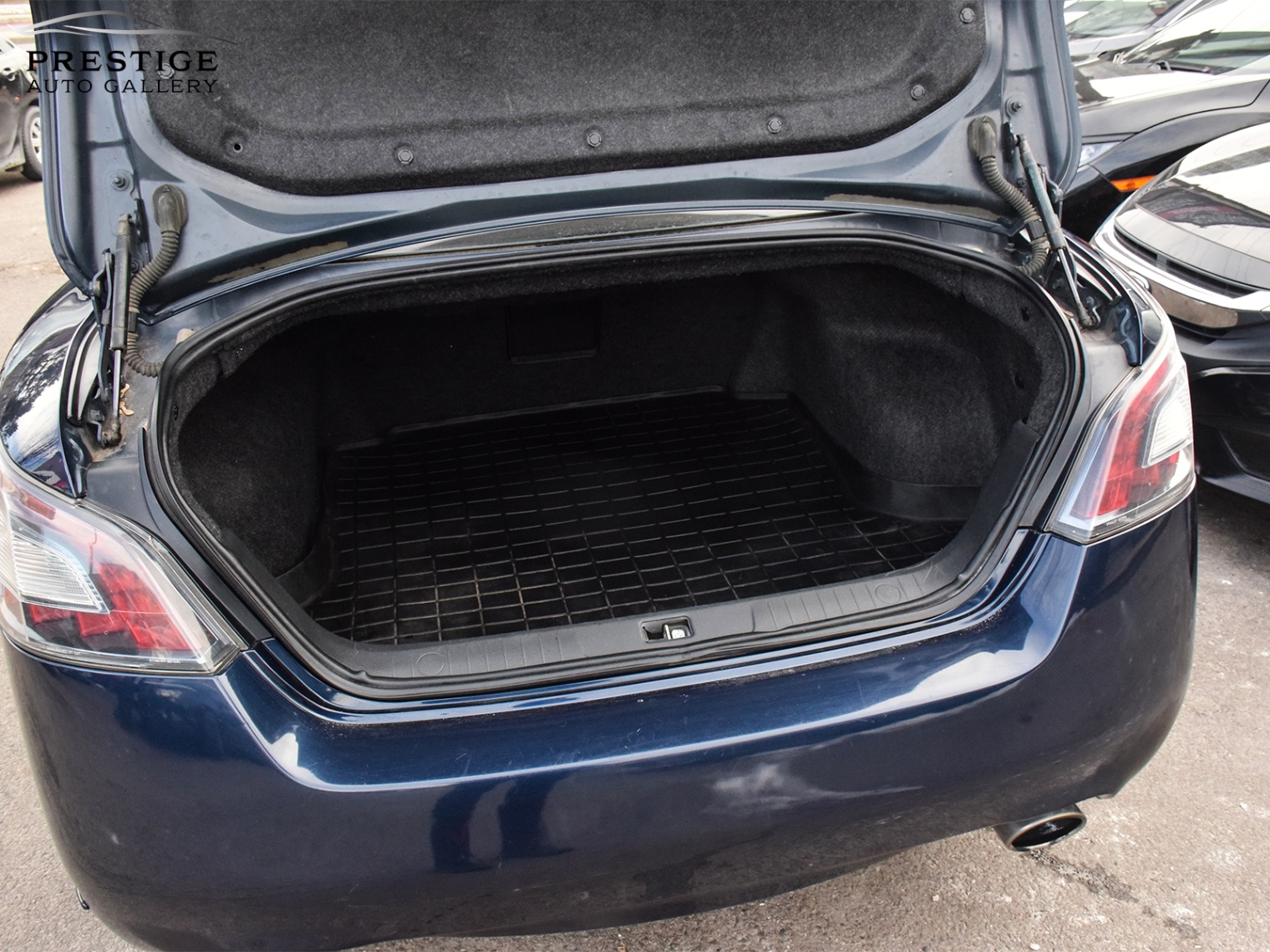 /prestigeautogallery/2014-Nissan-Maxima-17245099475853087.jpg
