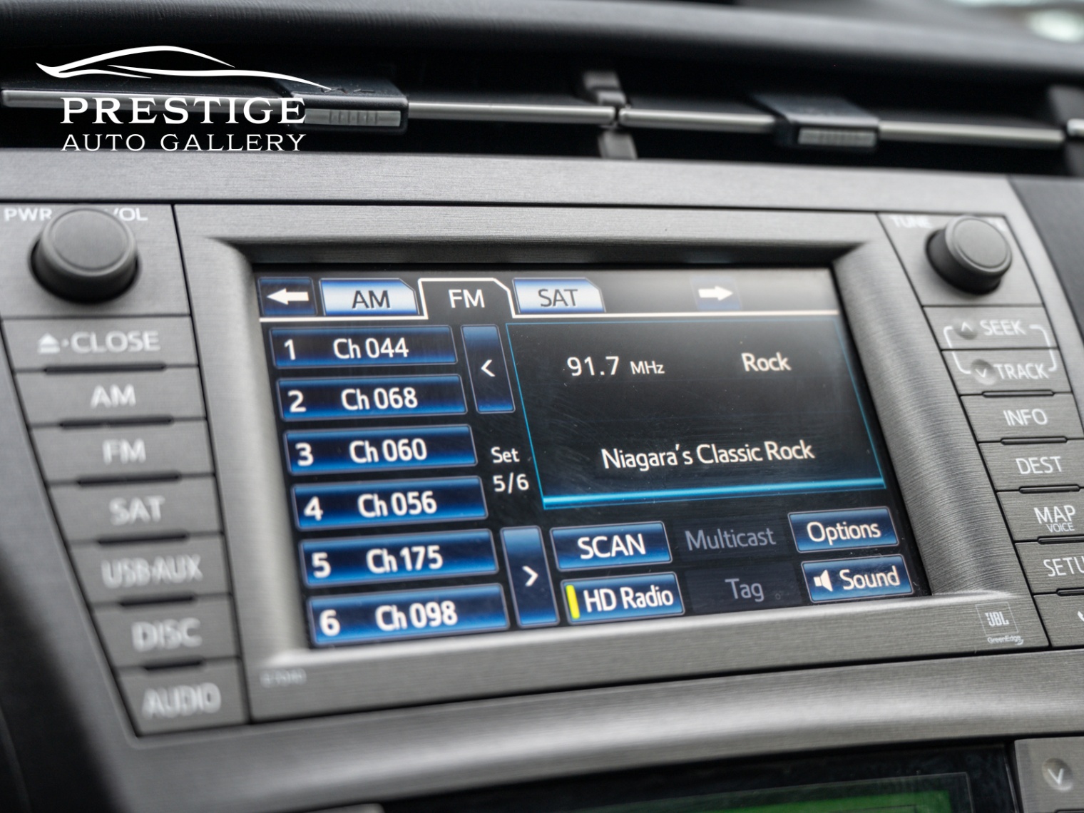 /prestigeautogallery/2014-Toyota-Prius-0560575270353989.jpg