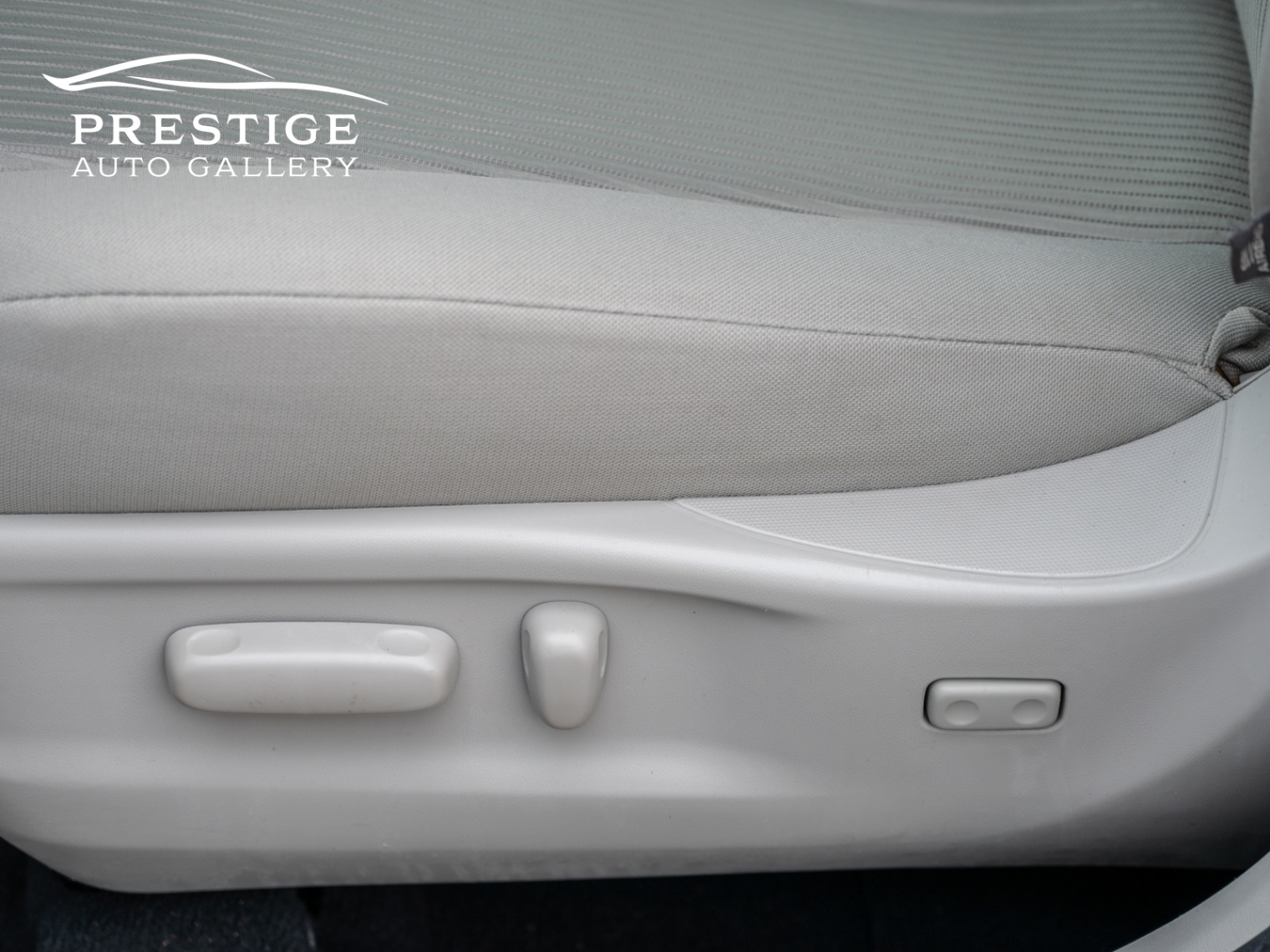 /prestigeautogallery/2014-Toyota-Venza-5992783905448853.jpg