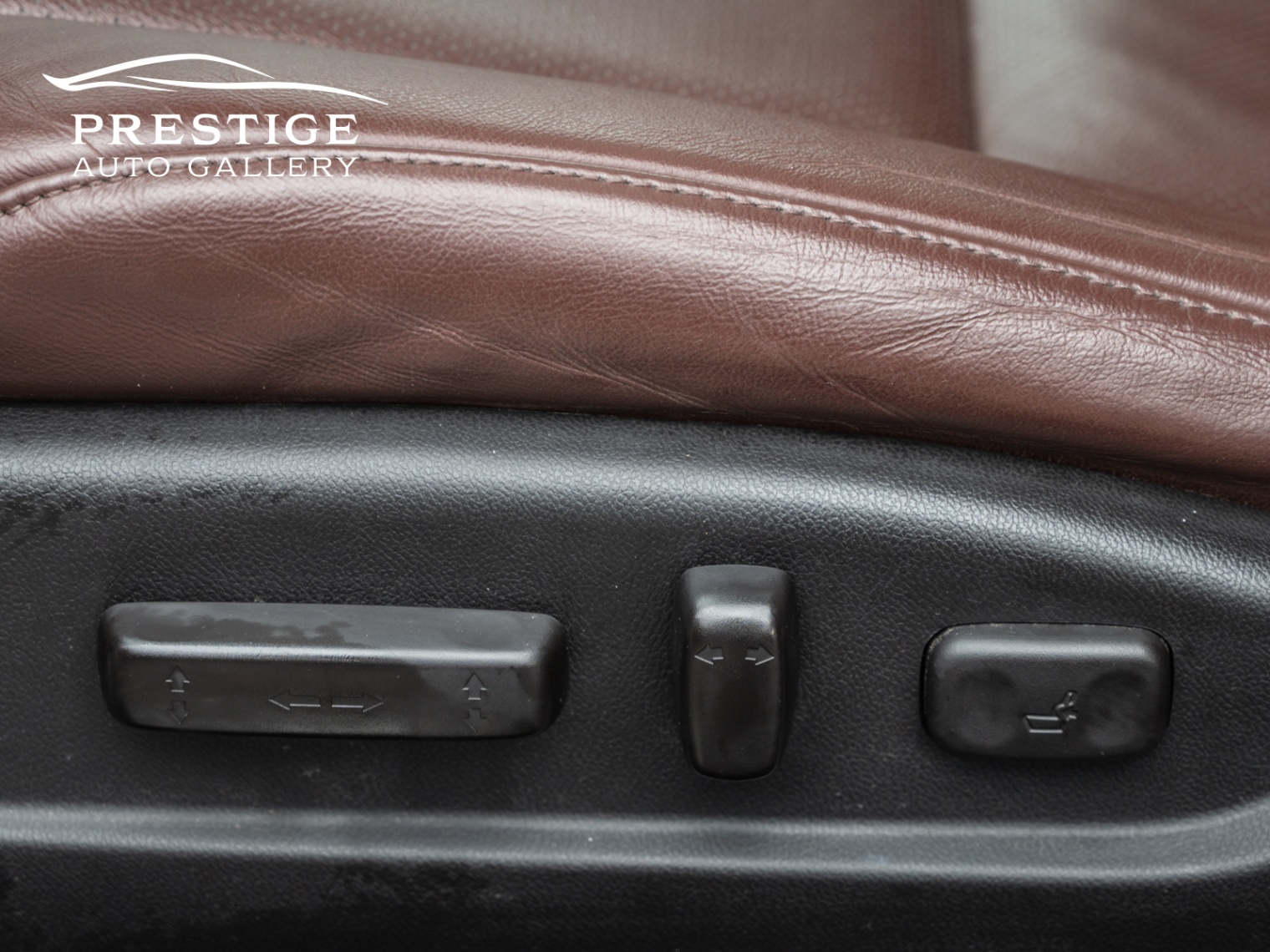 /prestigeautogallery/2015-Acura-TLX-06613403101570214.jpg