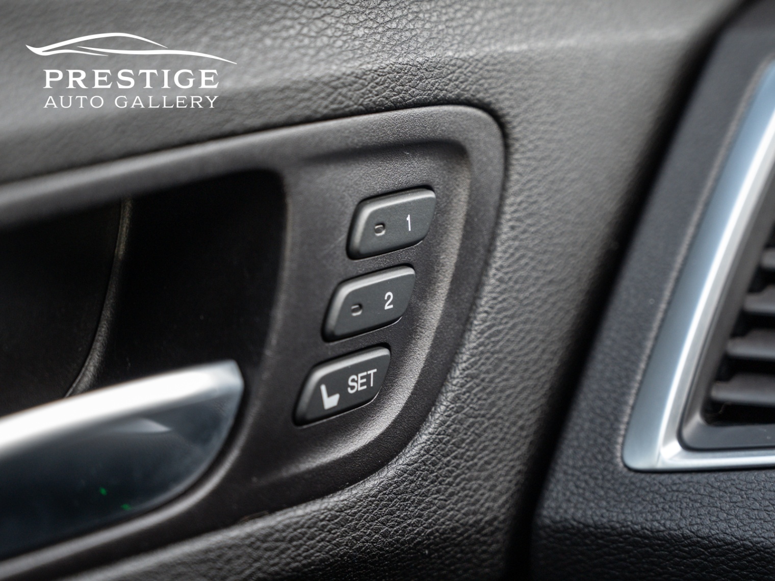 /prestigeautogallery/2015-Acura-TLX-2416801254478742.jpg