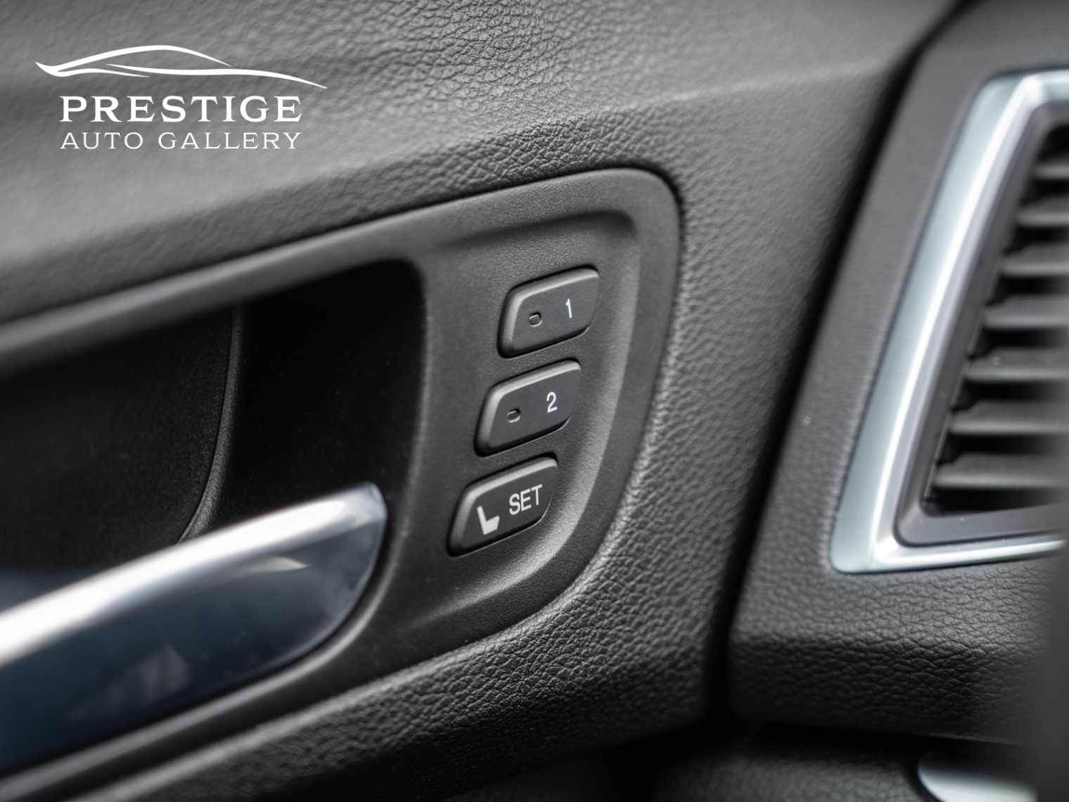 /prestigeautogallery/2015-Acura-TLX-31405641880566937.jpg