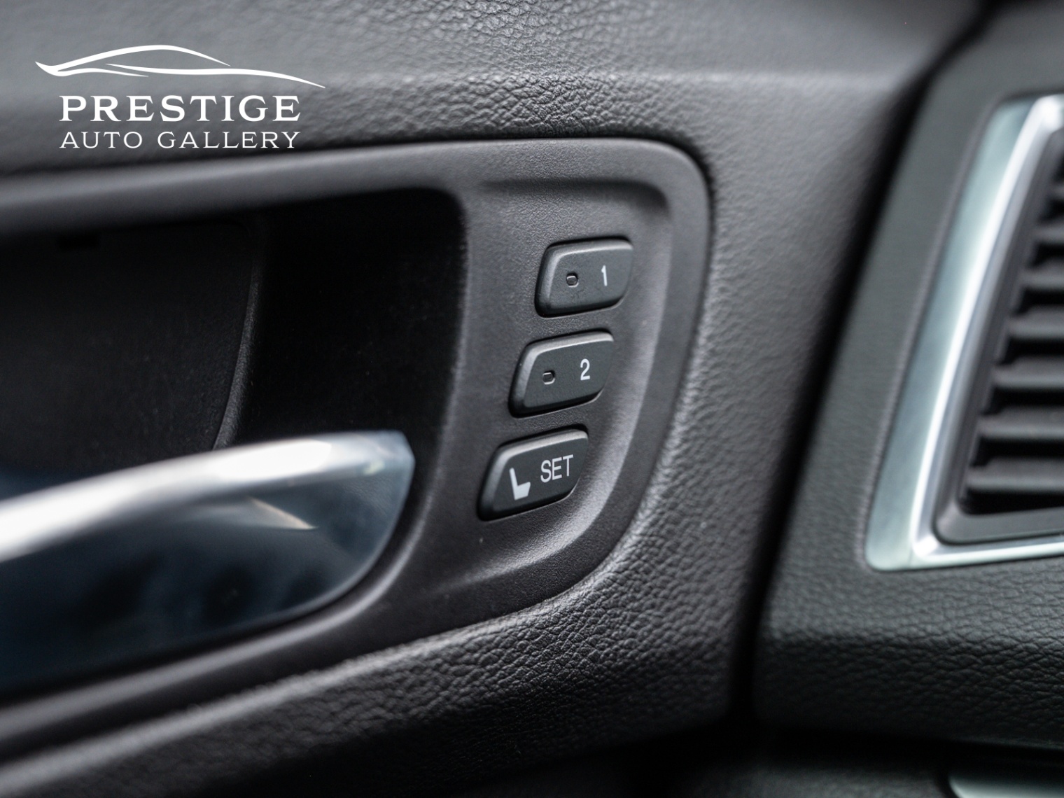 /prestigeautogallery/2015-Acura-TLX-869711954185701.jpg