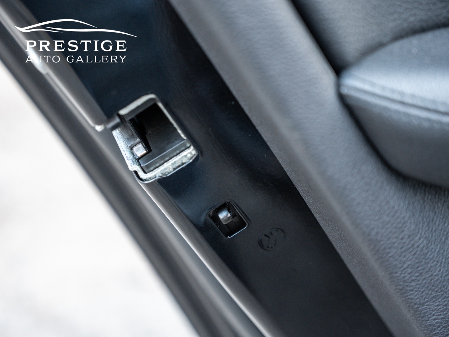/prestigeautogallery/2015-BMW-4Series-3989375006479077.jpg