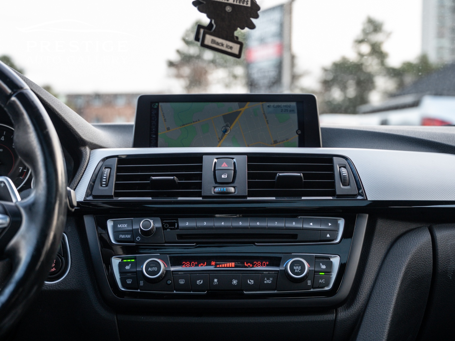 /prestigeautogallery/2015-BMW-4Series-7163340839495573.jpg
