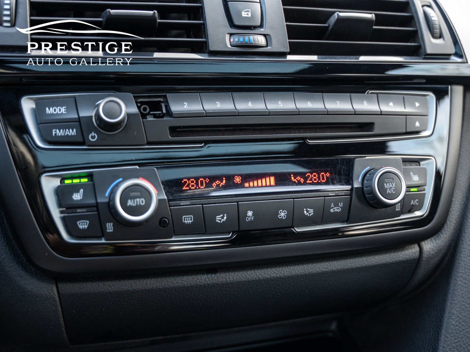 /prestigeautogallery/2015-BMW-4Series-7716683934579771.jpg