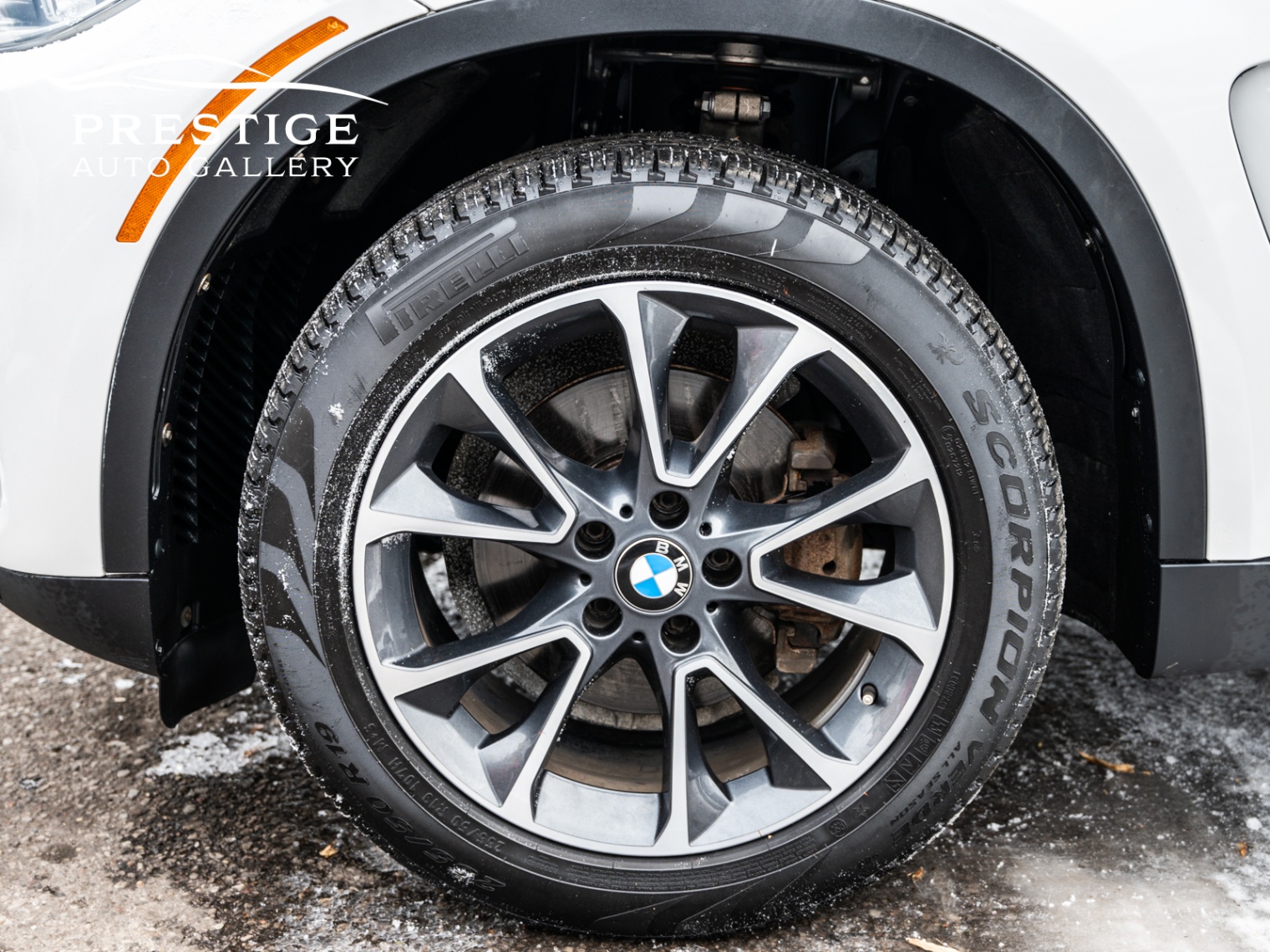 /prestigeautogallery/2015-BMW-X5-7294080643441654.jpg