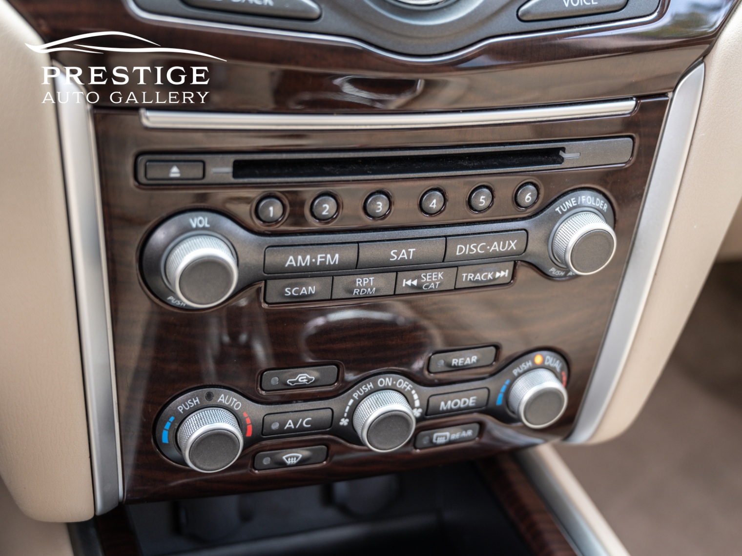 /prestigeautogallery/2015-Nissan-Pathfinder-9864370165446172.jpg