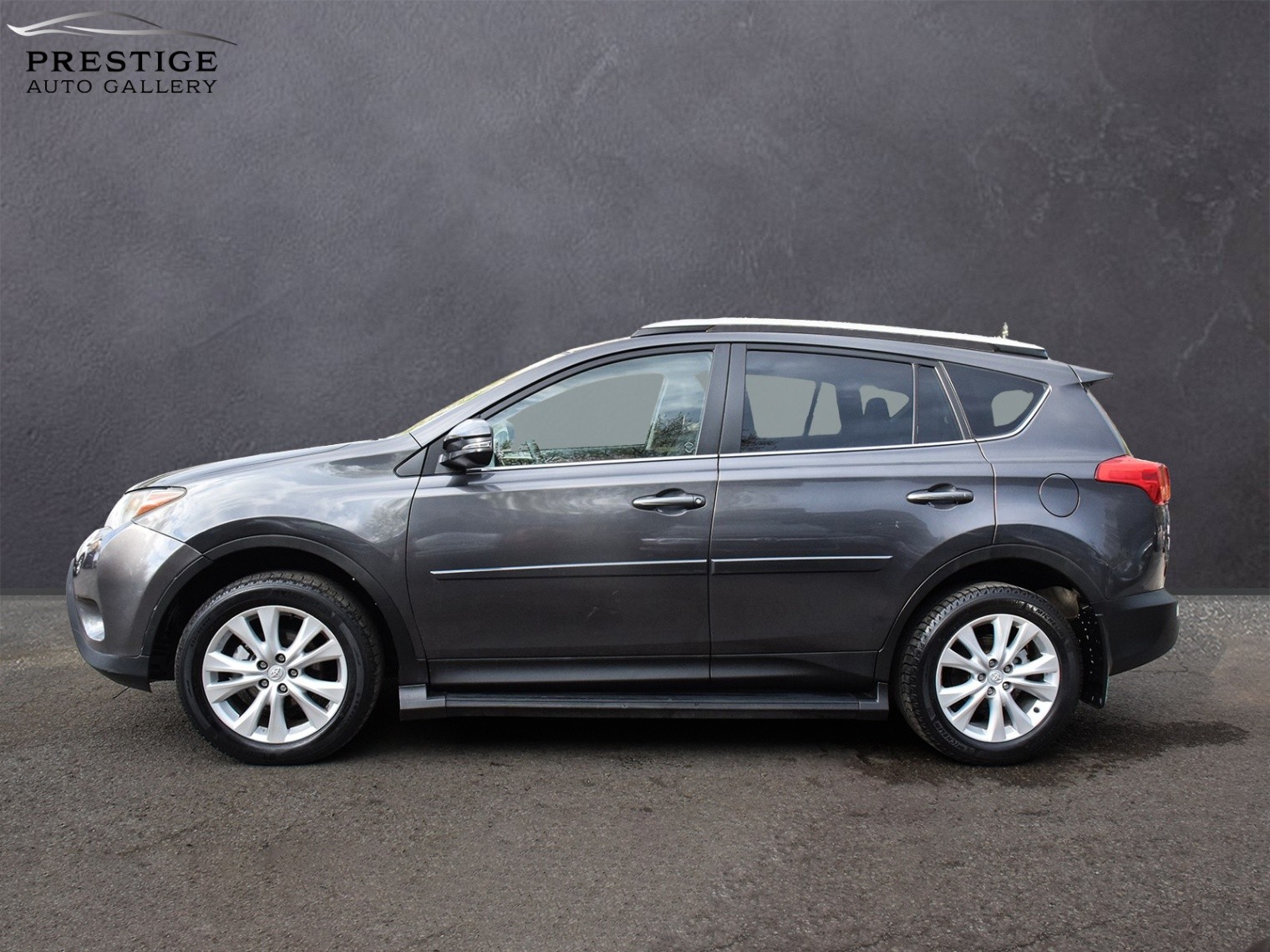 /prestigeautogallery/2015-Toyota-RAV4-29556608898606385.jpg