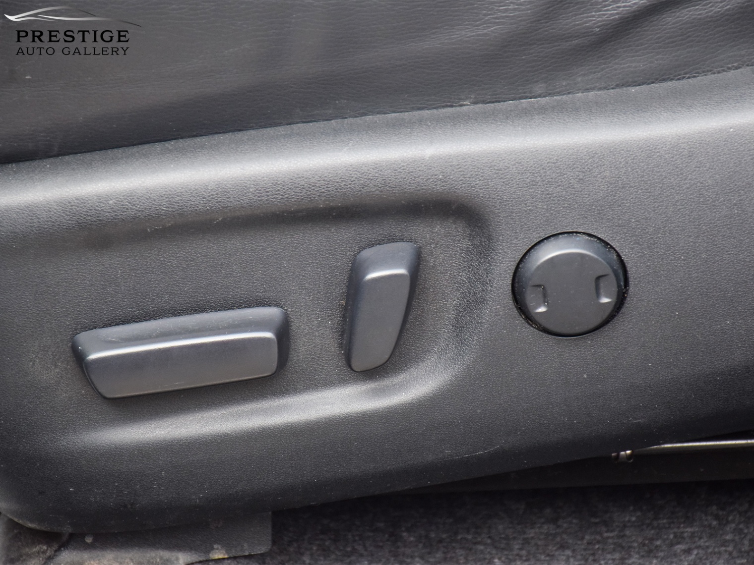 /prestigeautogallery/2015-Toyota-RAV4-6354844969798845.jpg