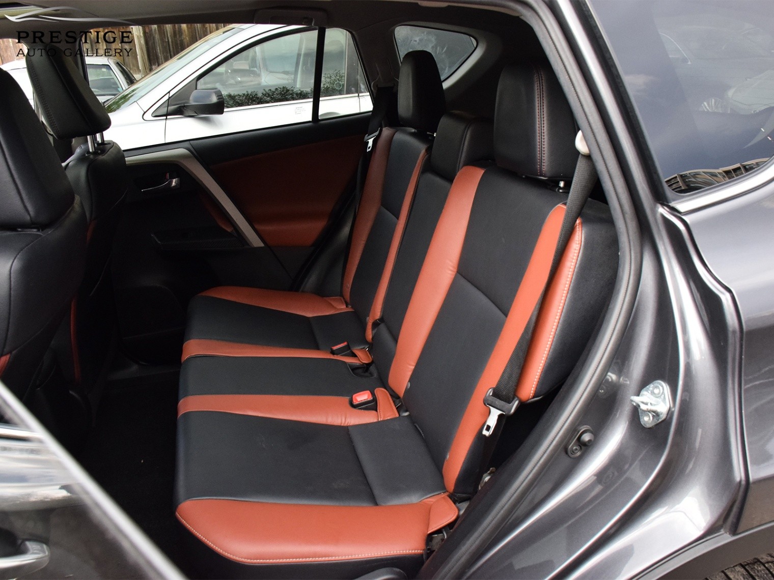 /prestigeautogallery/2015-Toyota-RAV4-6778316965735318.jpg