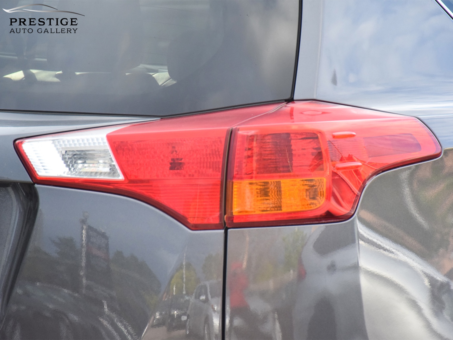 /prestigeautogallery/2015-Toyota-RAV4-9885491461884814.jpg