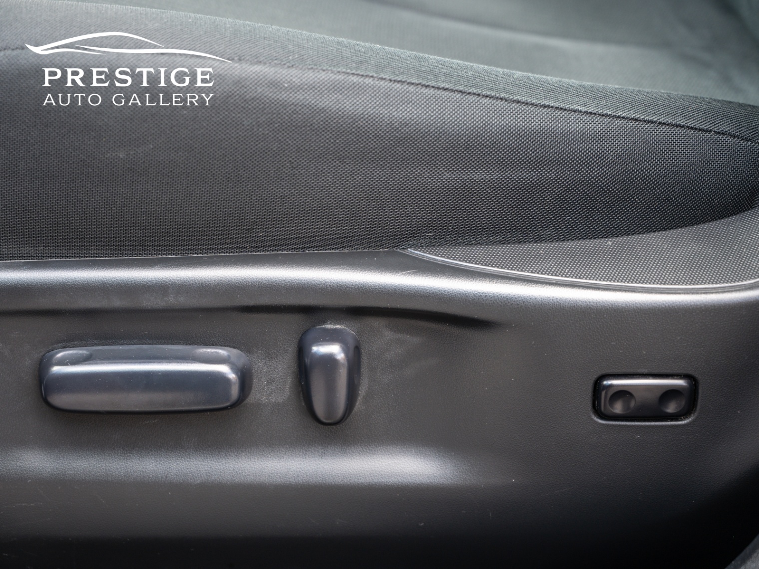 /prestigeautogallery/2015-Toyota-Venza-645626834243316.jpg