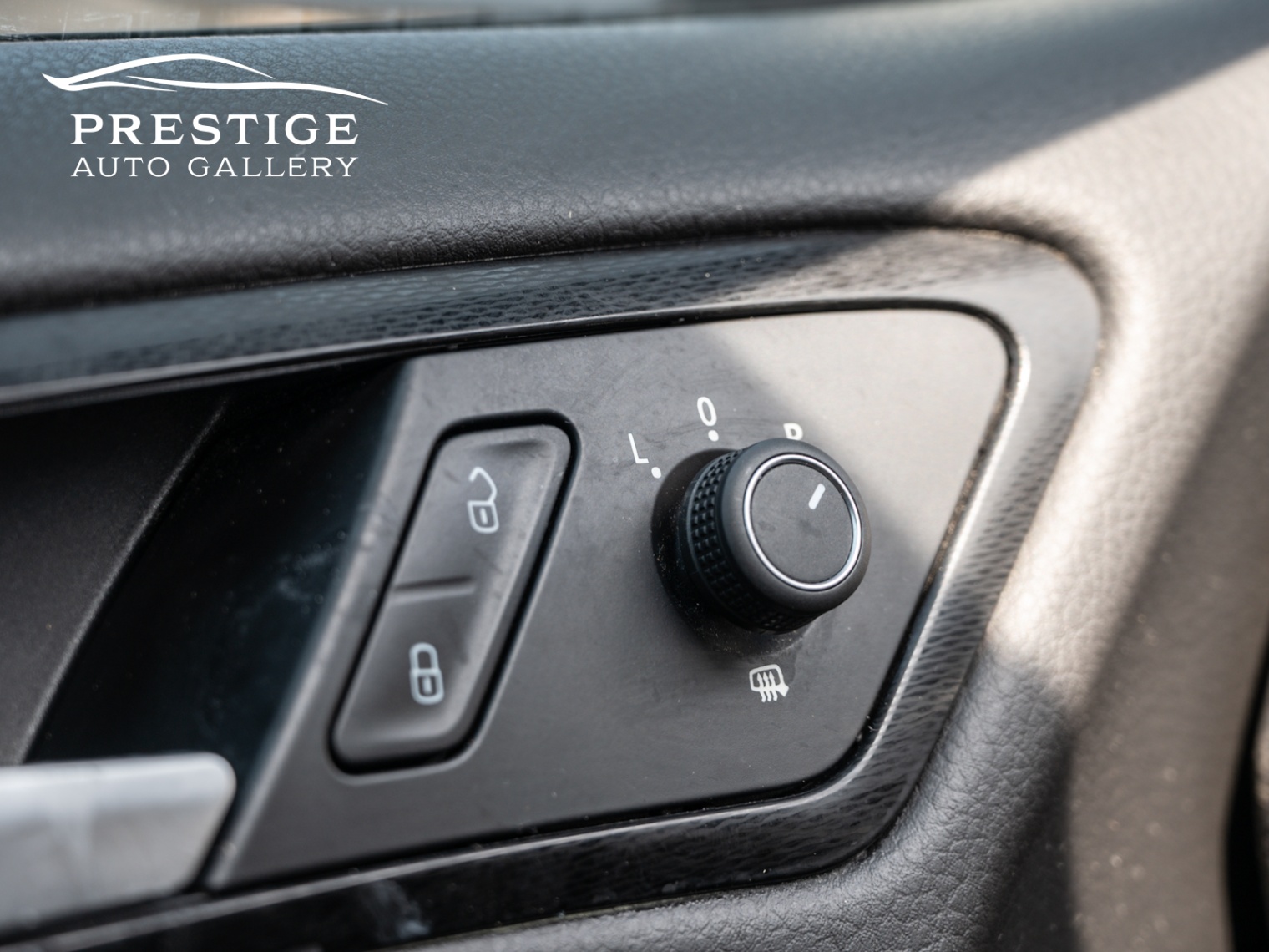 /prestigeautogallery/2015-Volkswagen-GolfGTI-11186768985966222.jpg