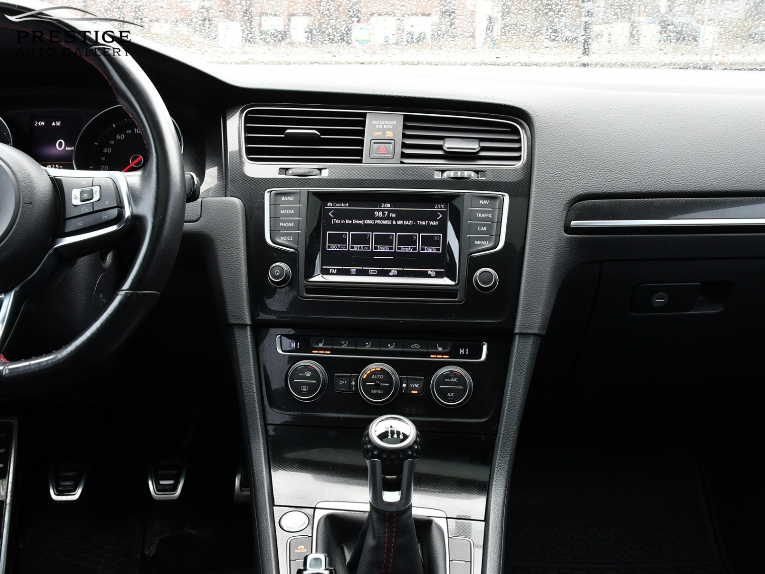 /prestigeautogallery/2015-Volkswagen-GolfGTI-6440711583330698.jpg