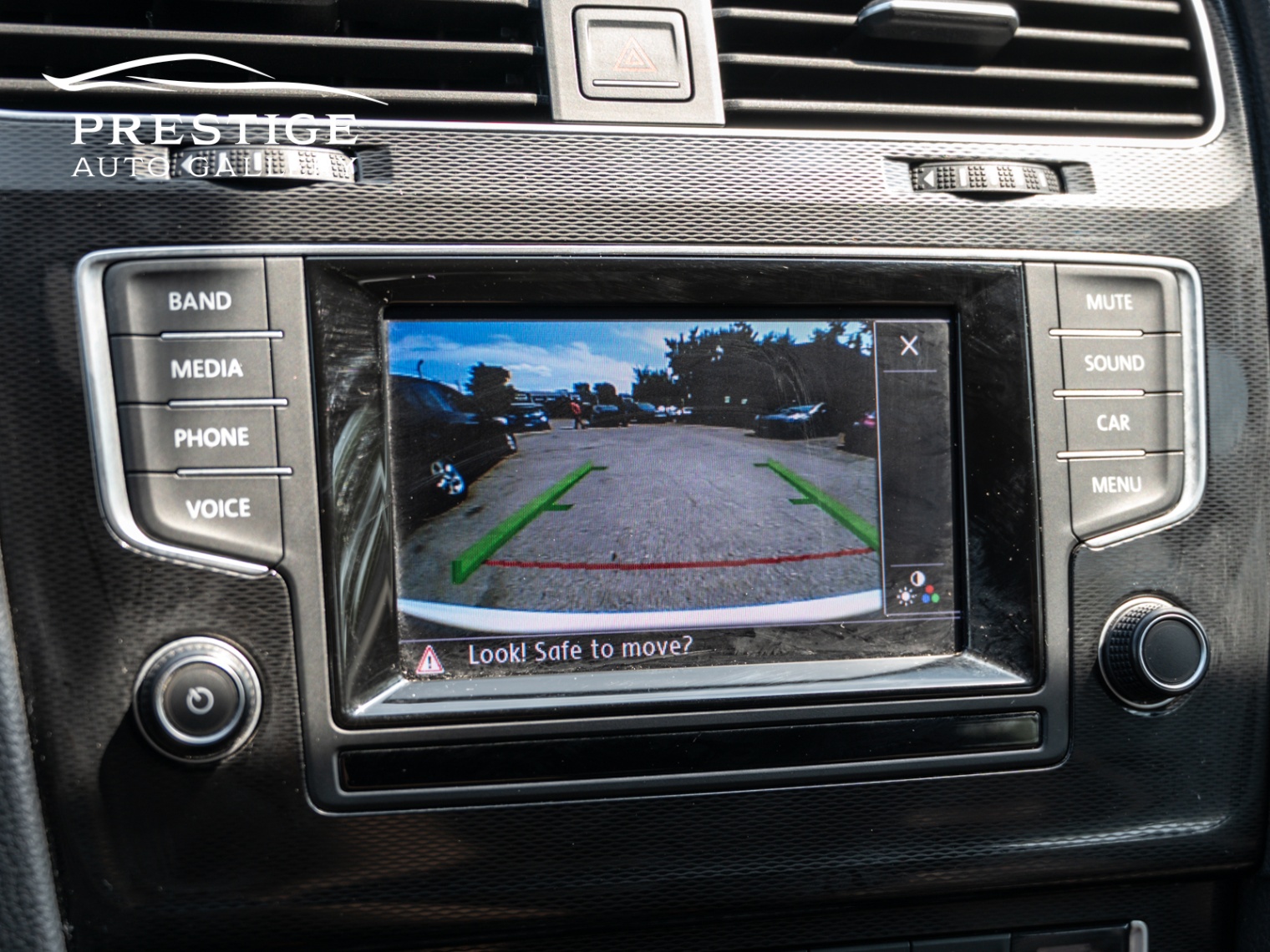 /prestigeautogallery/2015-Volkswagen-GolfGTI-6834450613412881.jpg
