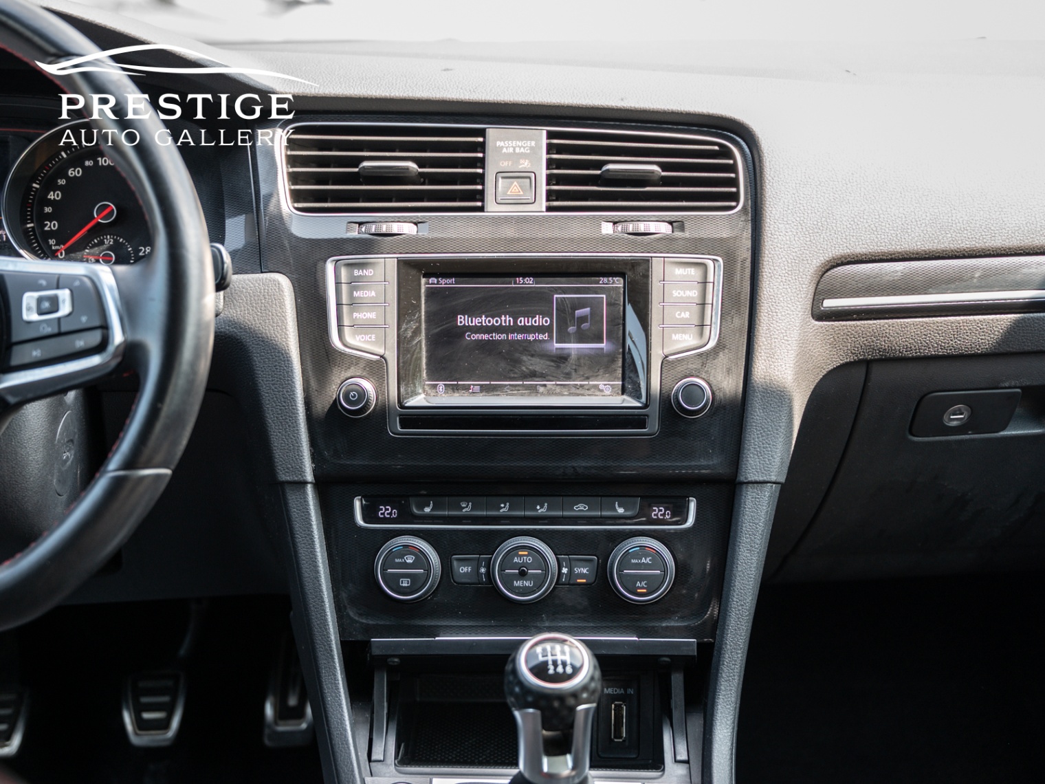 /prestigeautogallery/2015-Volkswagen-GolfGTI-6983444805764636.jpg