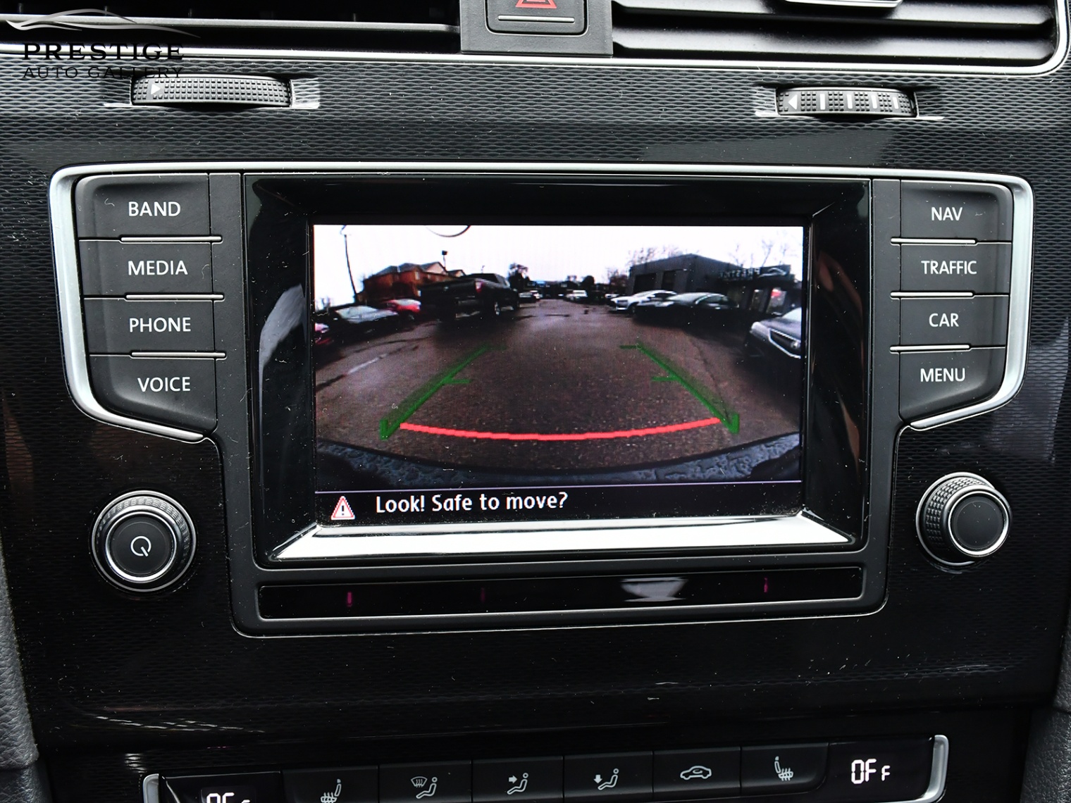 /prestigeautogallery/2015-Volkswagen-GolfGTI-8441875649912207.jpg