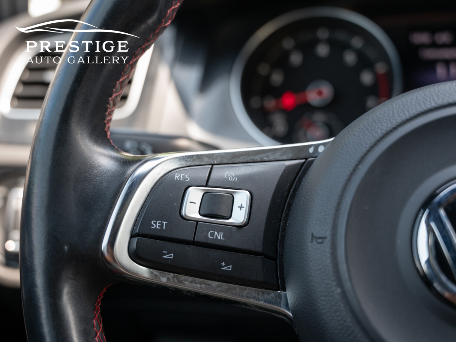 /prestigeautogallery/2015-Volkswagen-GolfGTI-8498155780008148.jpg