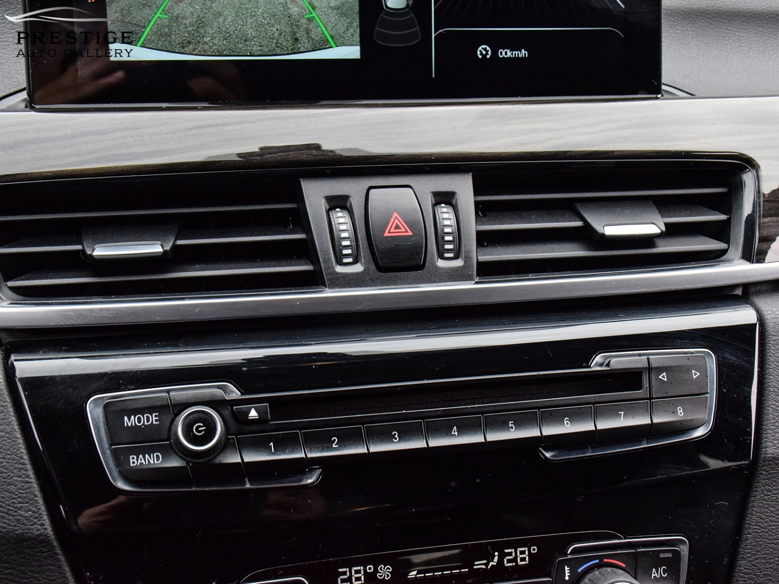 /prestigeautogallery/2016-BMW-X1-2432879933692773.jpg