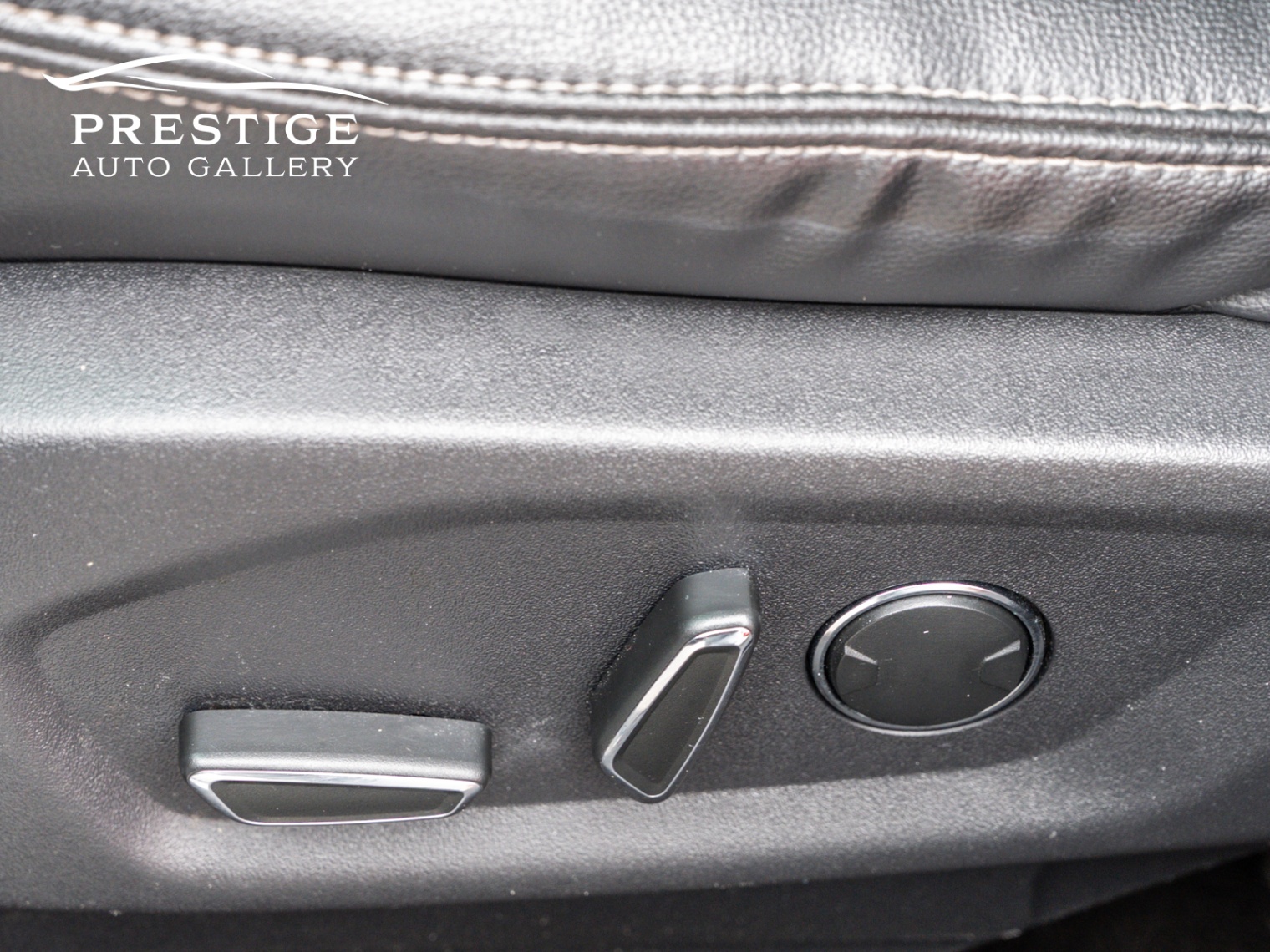/prestigeautogallery/2016-Ford-Explorer-2805351884149916.jpg