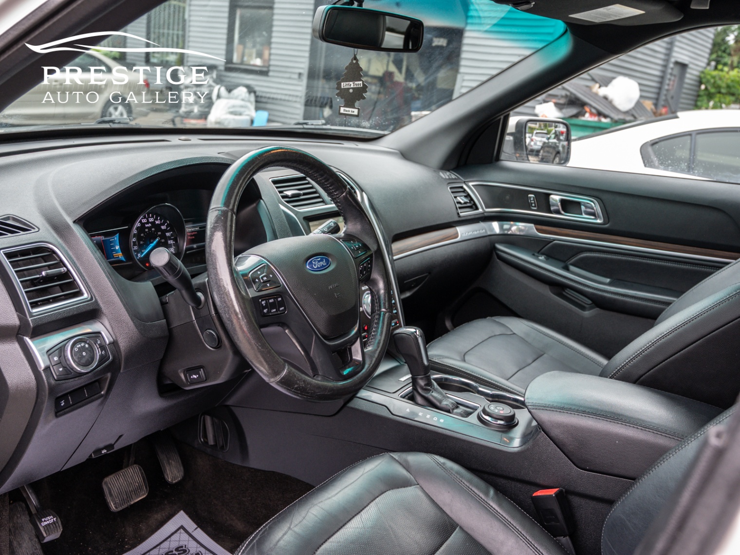 /prestigeautogallery/2016-Ford-Explorer-42625072843242884.jpg