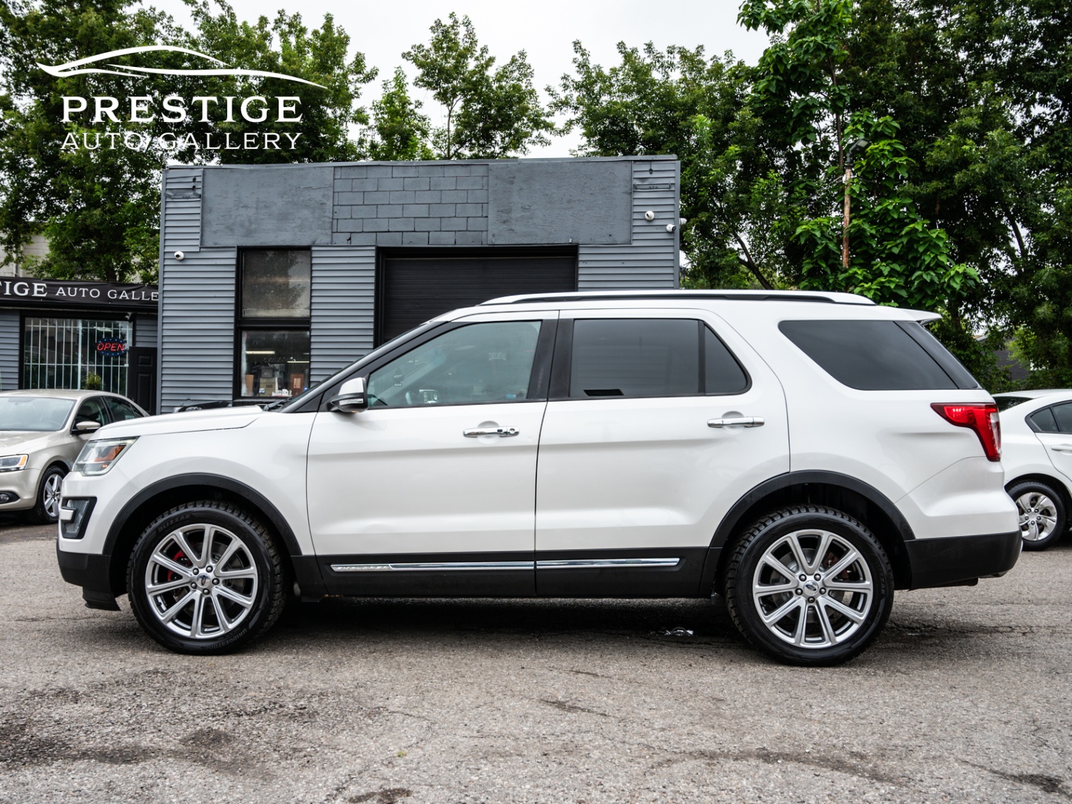 /prestigeautogallery/2016-Ford-Explorer-5553233453197901.jpg