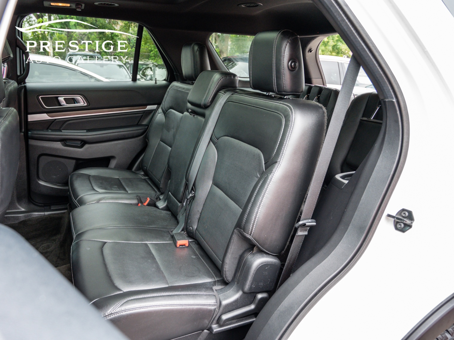 /prestigeautogallery/2016-Ford-Explorer-9123811130732107.jpg