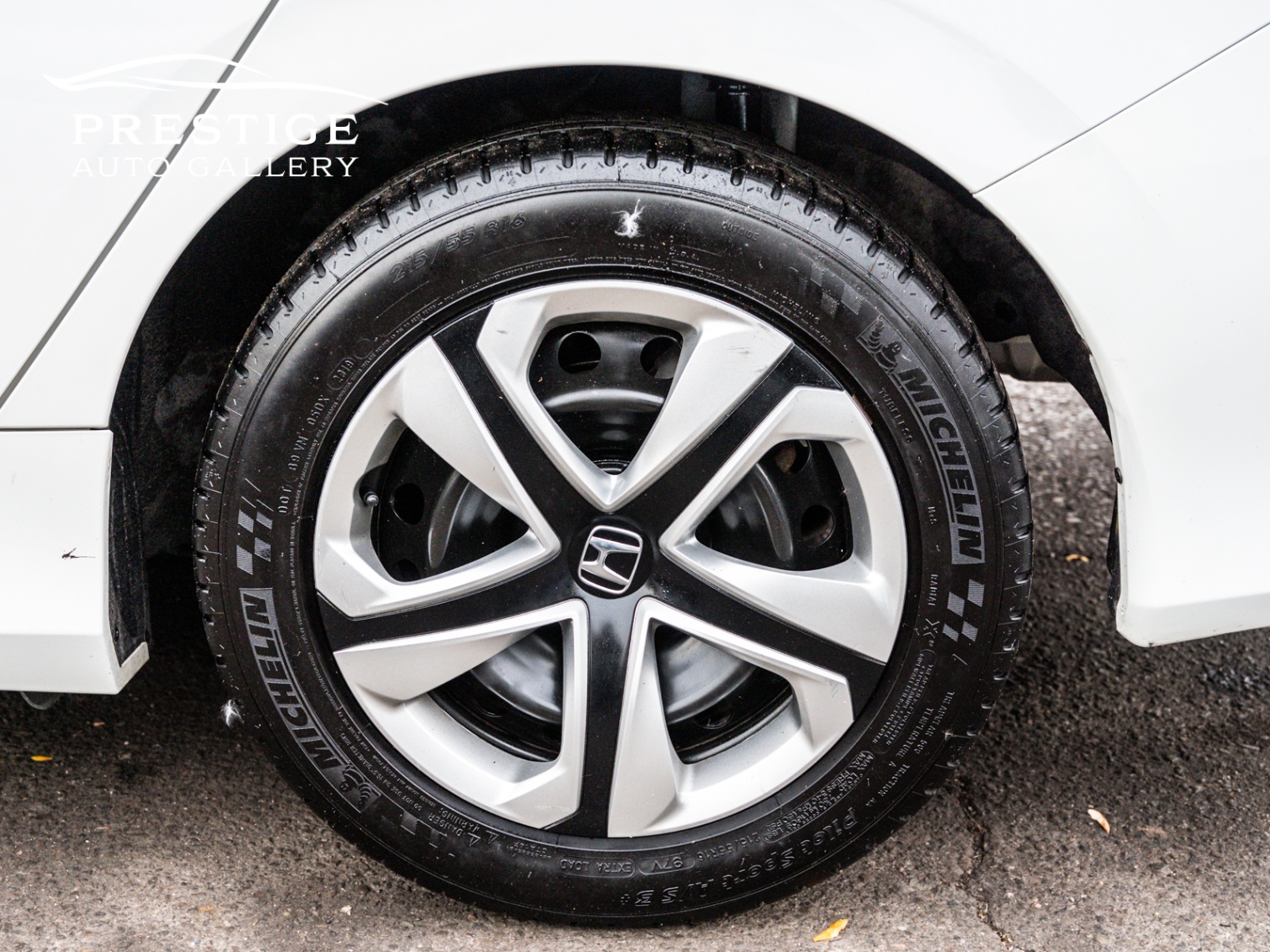 /prestigeautogallery/2016-Honda-CivicSedan-423200644897777.jpg