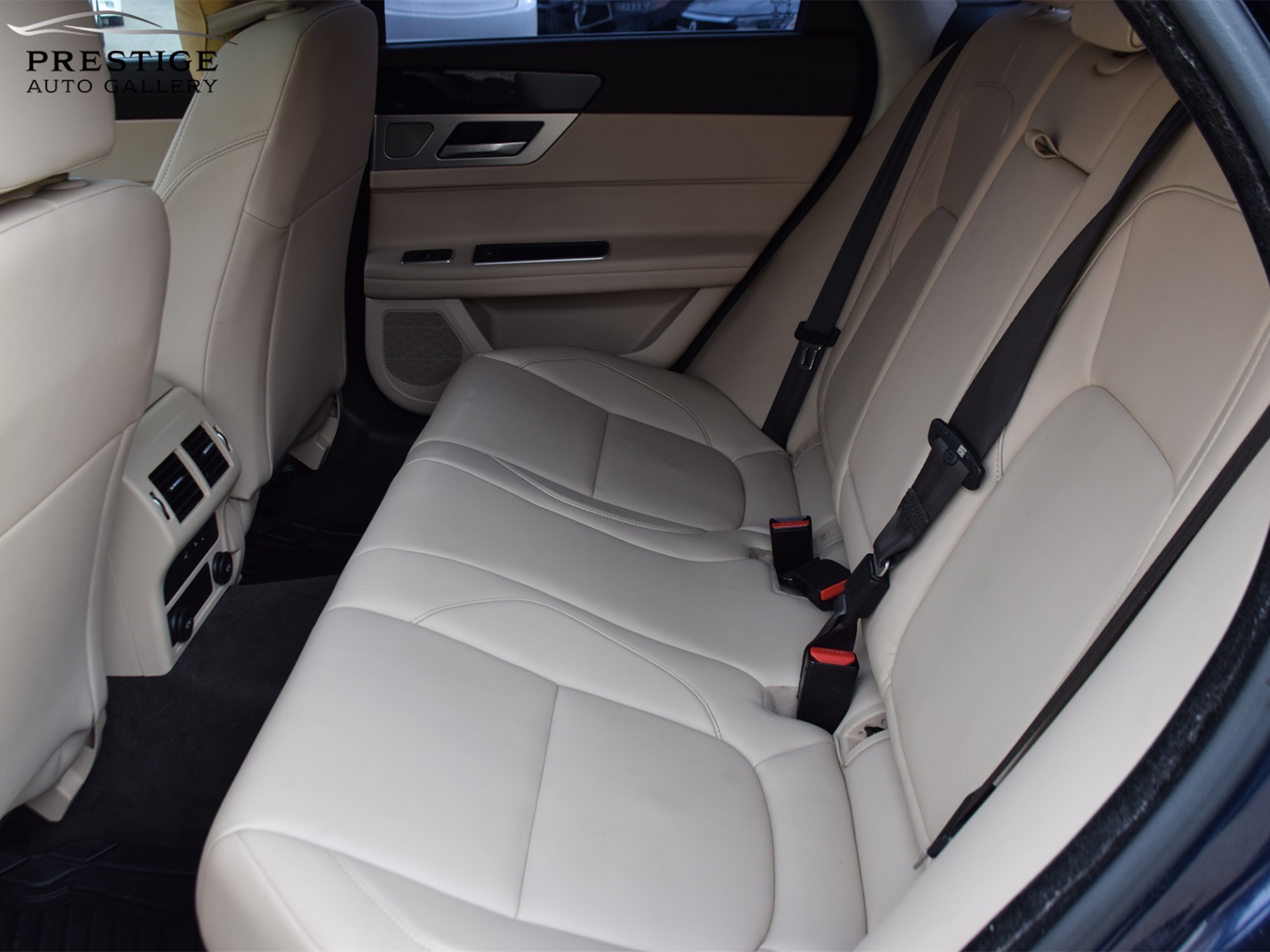 /prestigeautogallery/2016-Jaguar-XF-018534820977102573.jpg