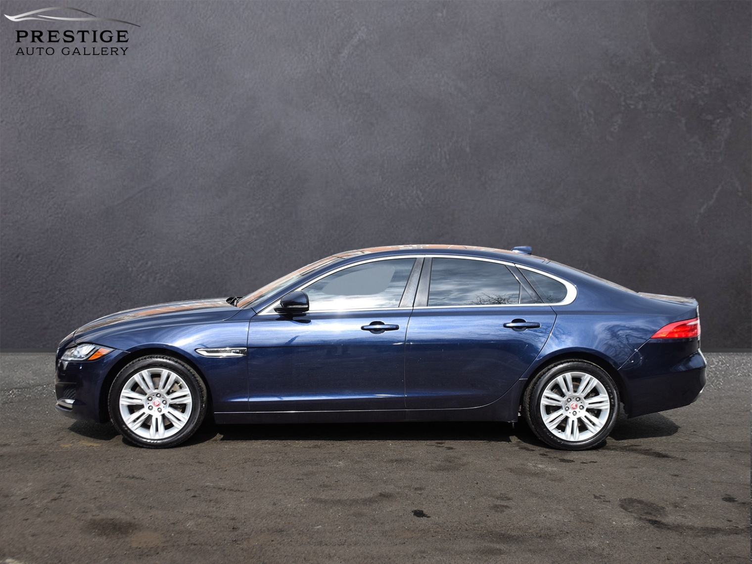 /prestigeautogallery/2016-Jaguar-XF-33033678247020926.jpg