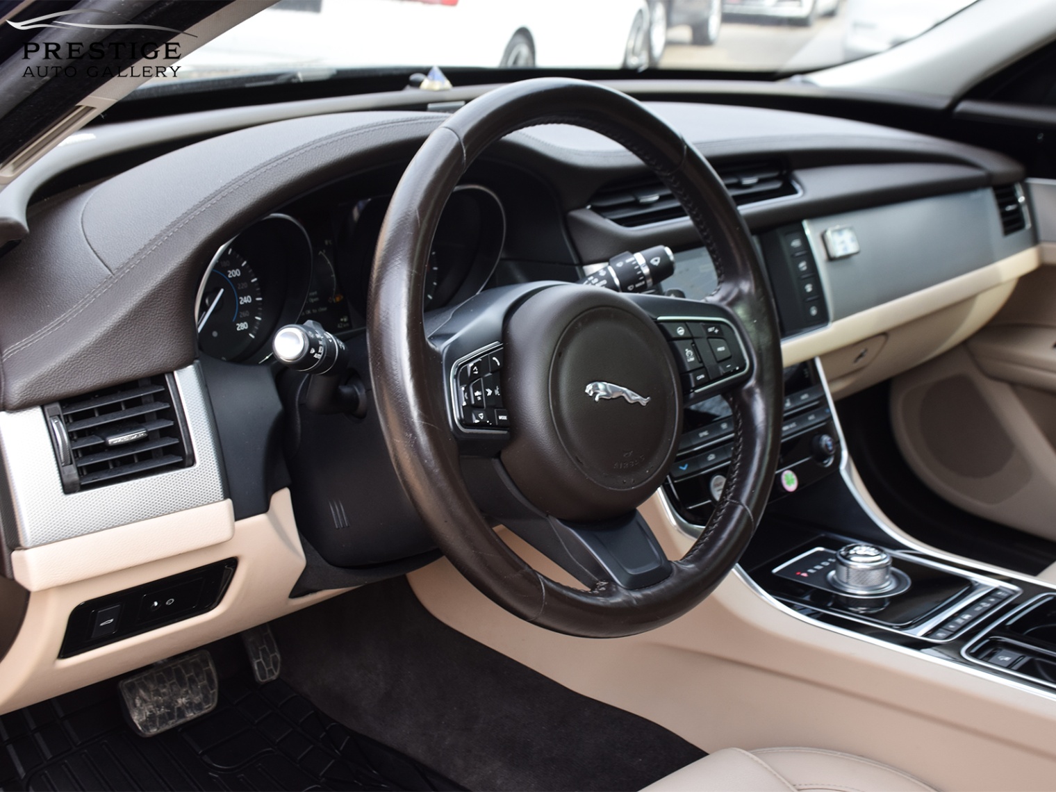 /prestigeautogallery/2016-Jaguar-XF-6290210895723782.jpg