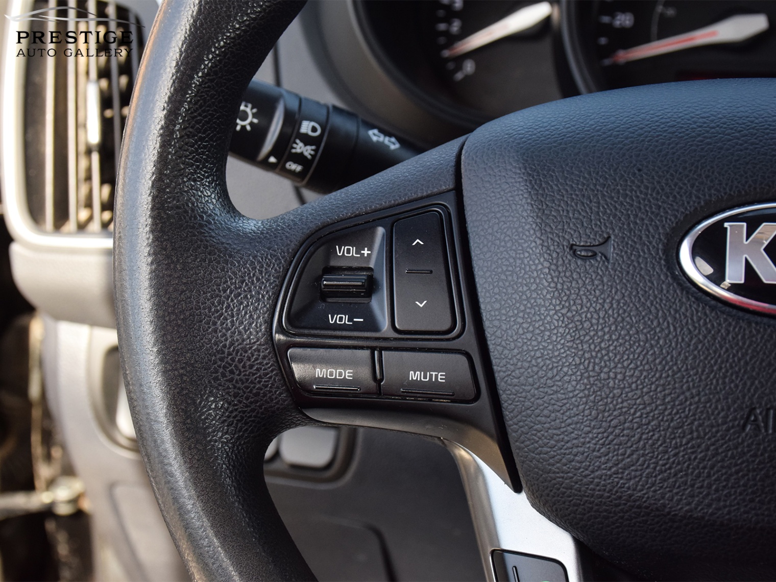 /prestigeautogallery/2016-Kia-Rio-5935129663464216.jpg