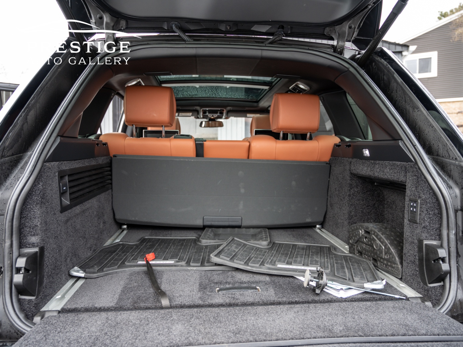 /prestigeautogallery/2016-LandRover-RangeRover-4568104541580198.jpg