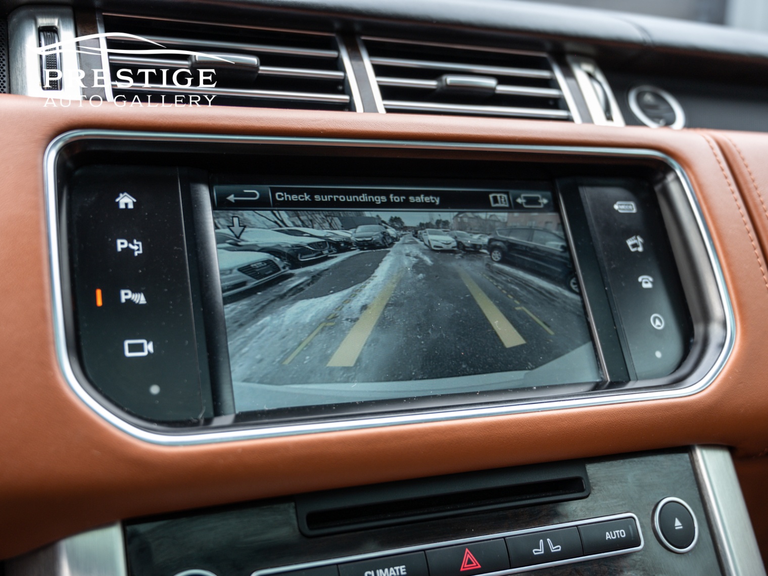 /prestigeautogallery/2016-LandRover-RangeRover-8933728091111857.jpg