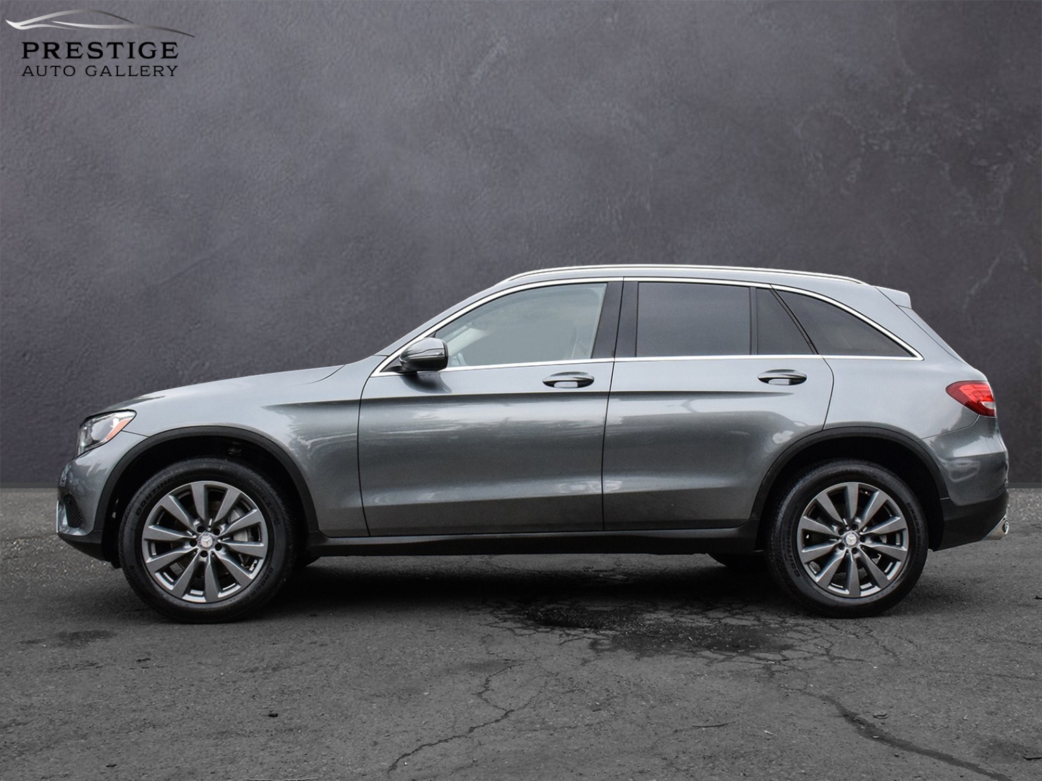 /prestigeautogallery/2016-Mercedes-Benz-GLC-class-49125091058352055.jpg