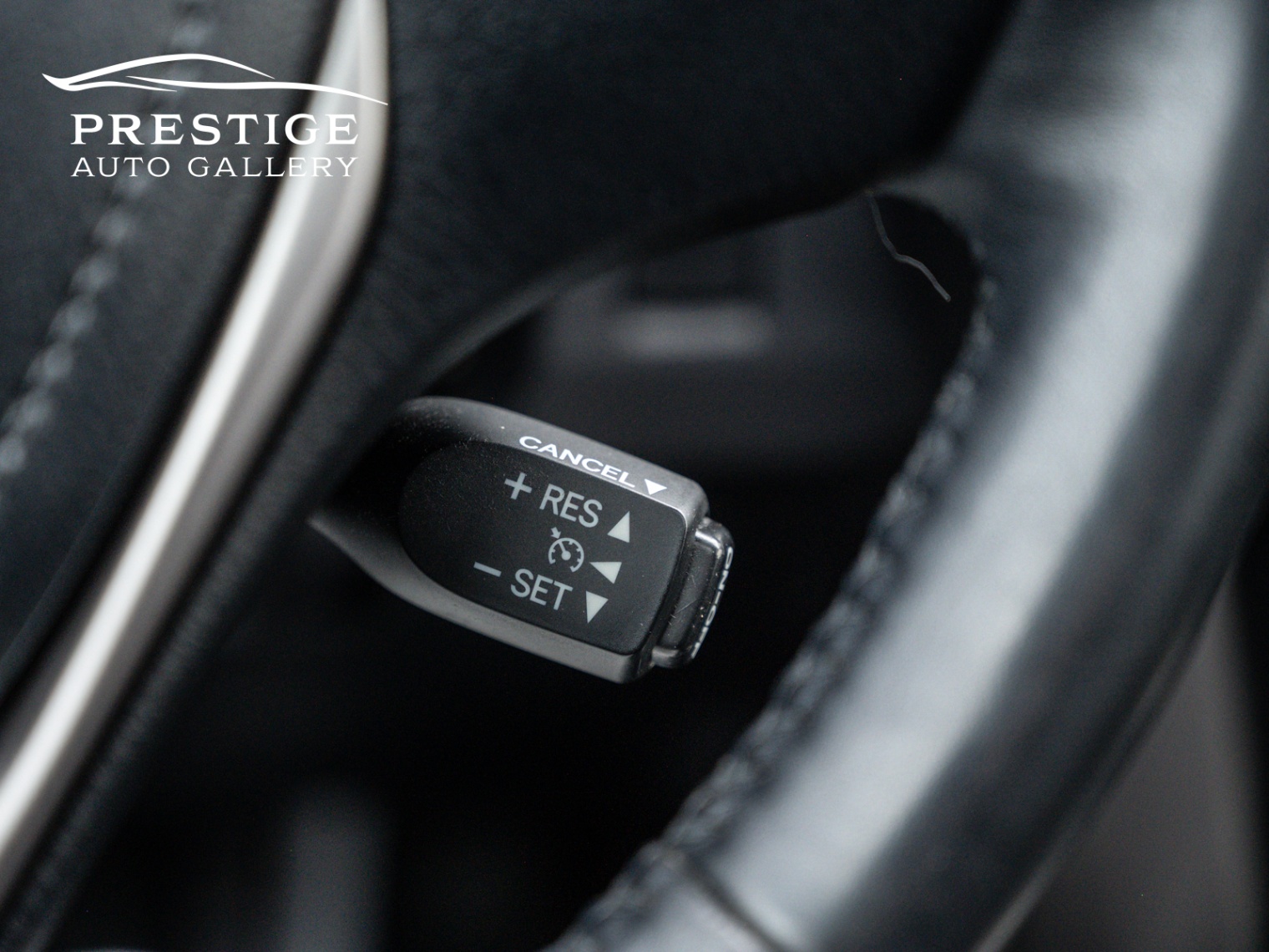 /prestigeautogallery/2016-Toyota-RAV4Hybrid-06849902117765905.jpg