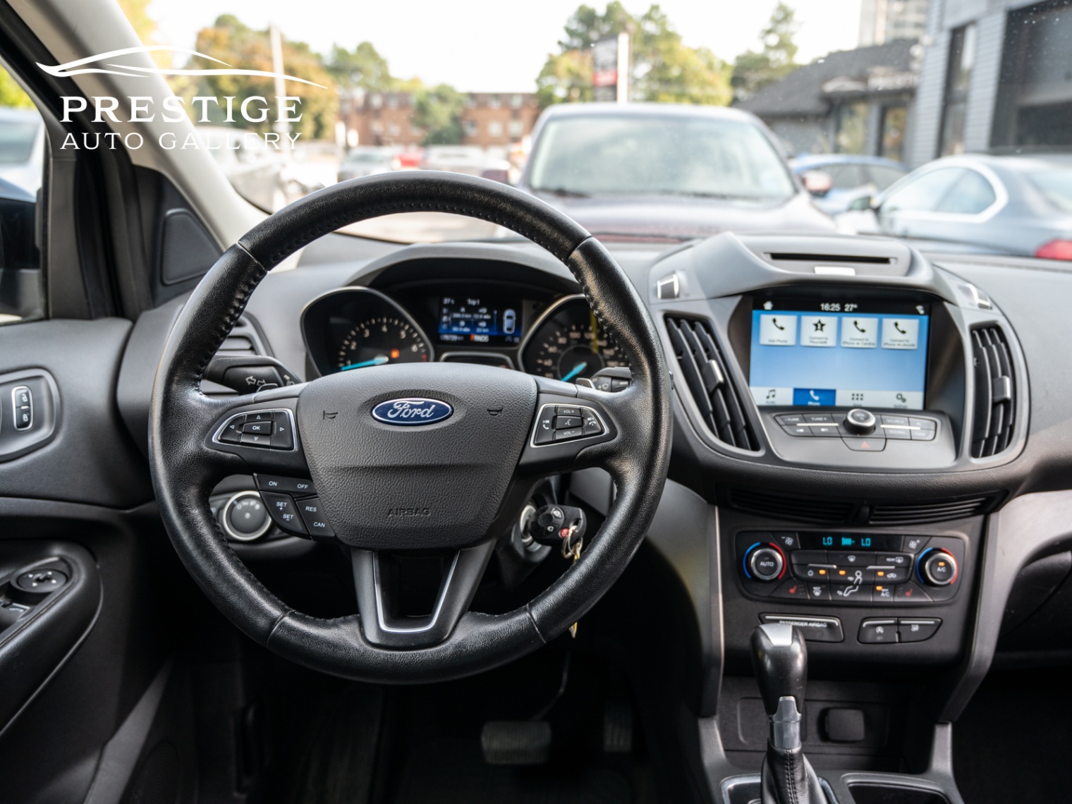 /prestigeautogallery/2017-Ford-Escape-2957611734793659.jpg