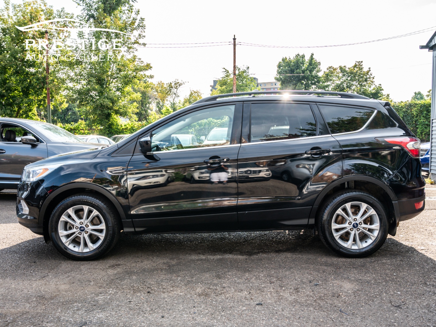 /prestigeautogallery/2017-Ford-Escape-9036016583021993.jpg