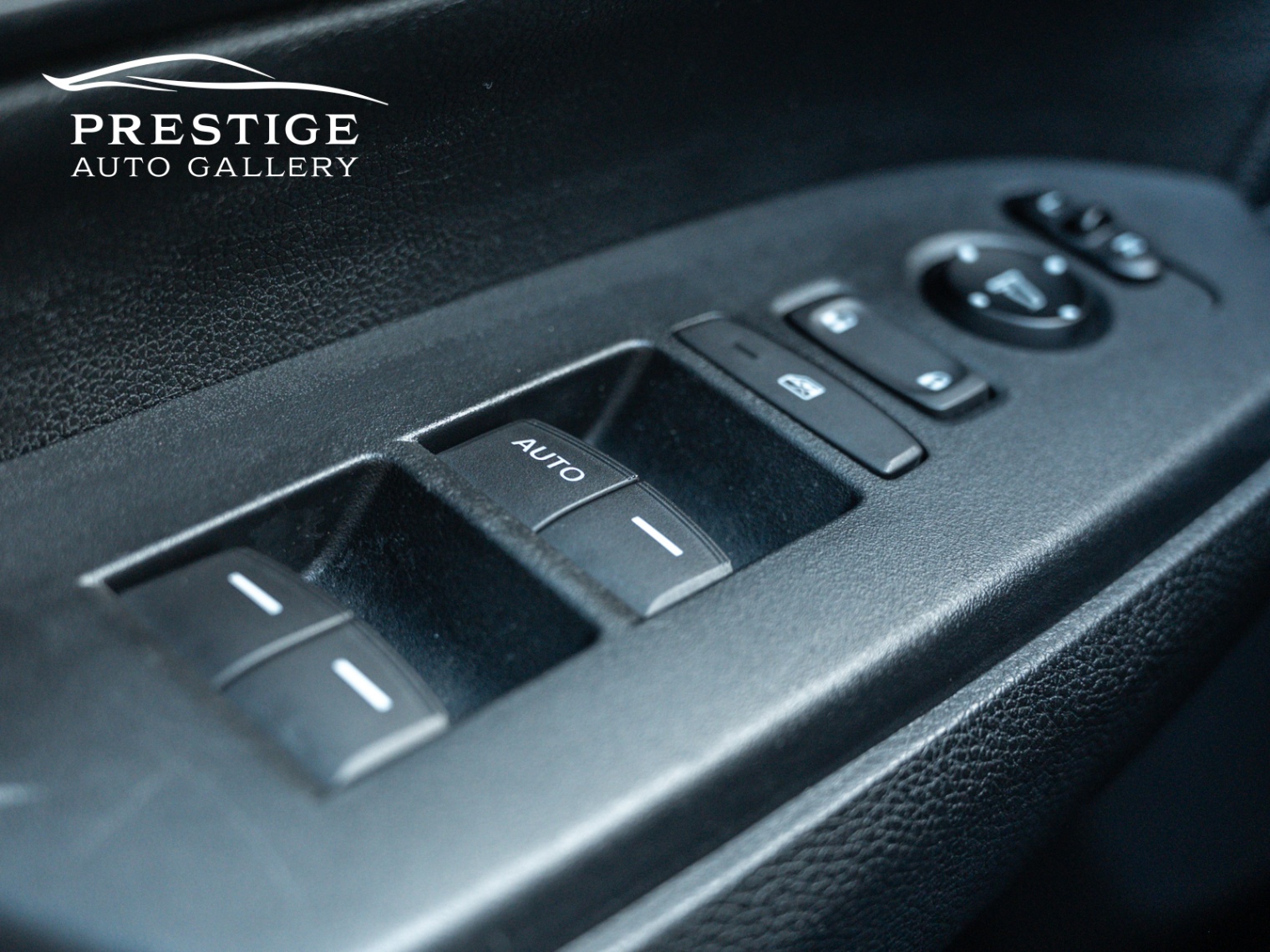 /prestigeautogallery/2017-Honda-CR-V-09721115058689933.jpg