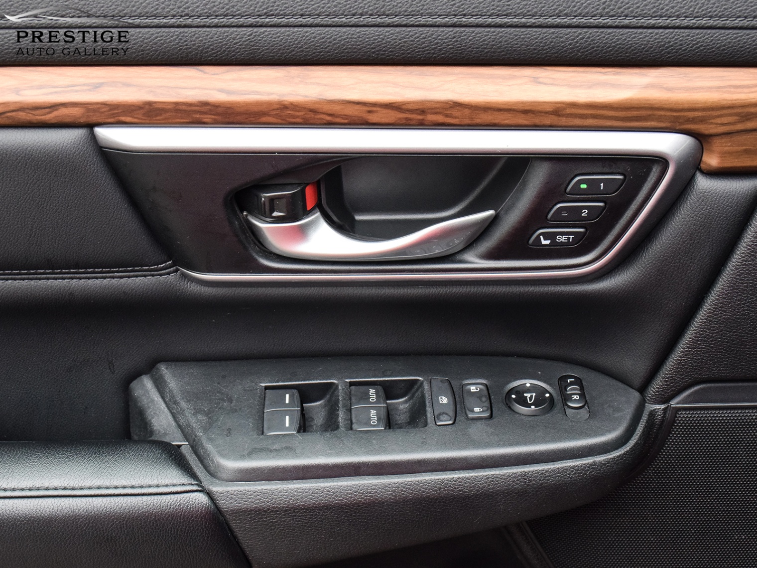 /prestigeautogallery/2017-Honda-CR-V-5108617907615336.jpg