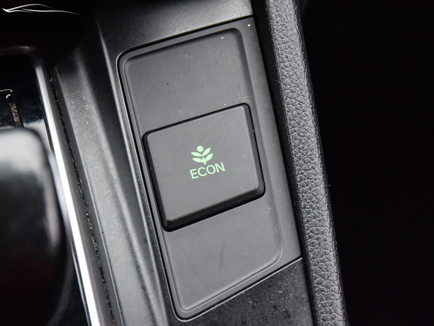 /prestigeautogallery/2017-Honda-CR-V-5588157853300935.jpg