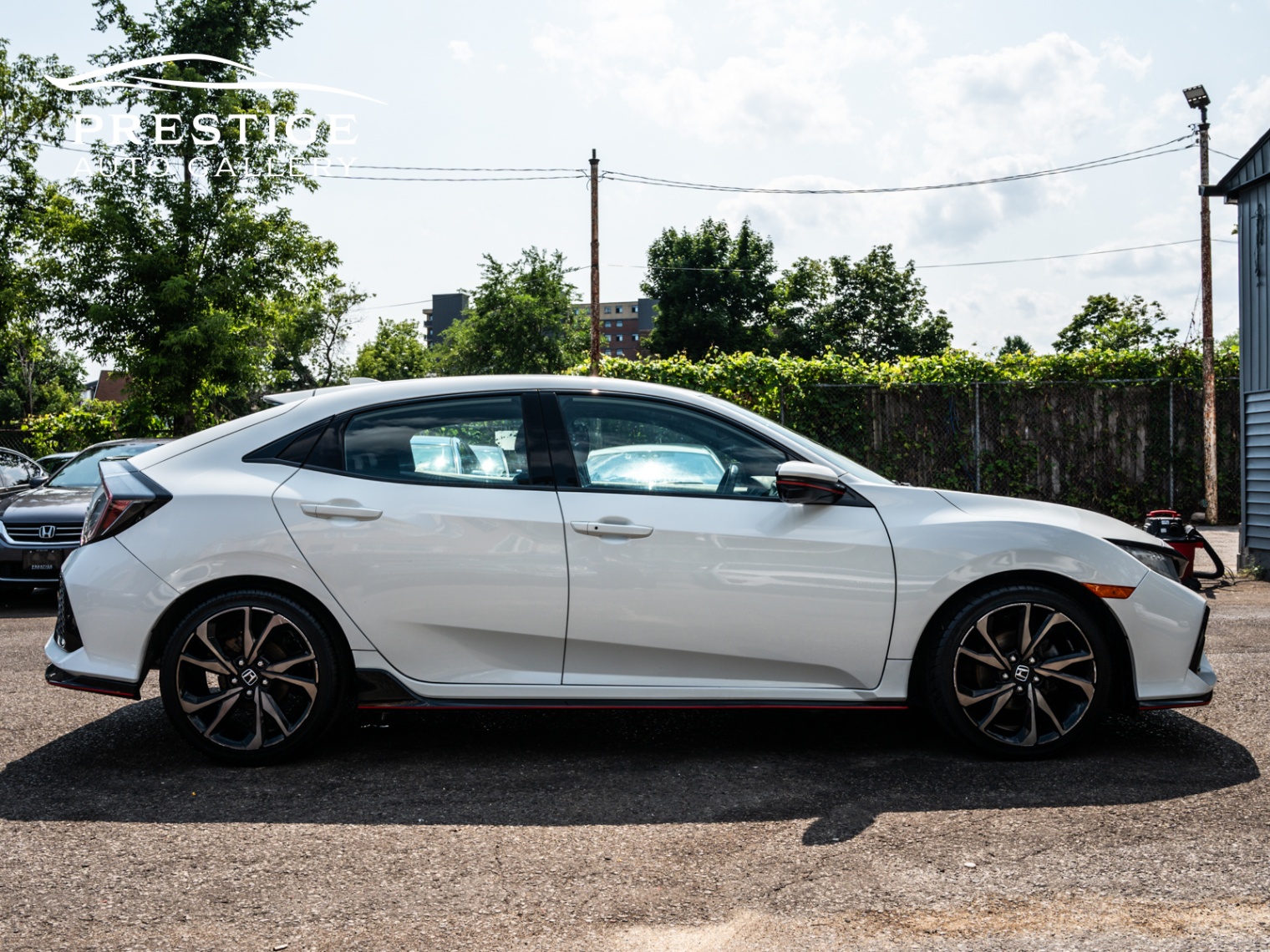/prestigeautogallery/2017-Honda-CivicHatchback-7028013804052604.jpg