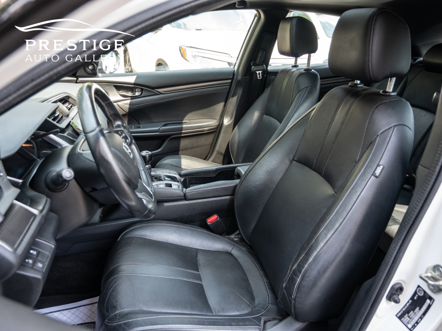 /prestigeautogallery/2017-Honda-CivicHatchback-8772537176464754.jpg