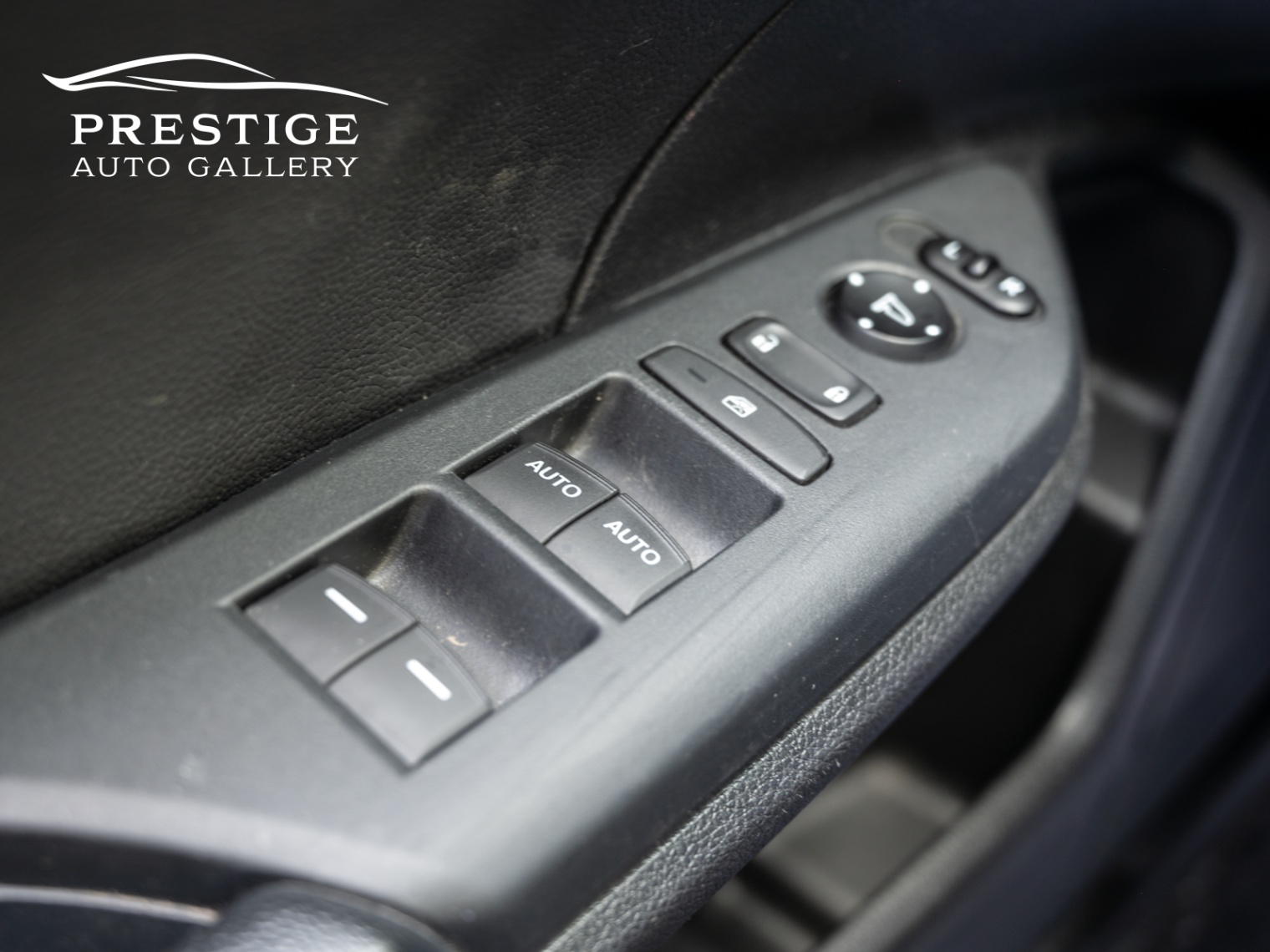 /prestigeautogallery/2017-Honda-CivicHatchback-9277018253435285.jpg