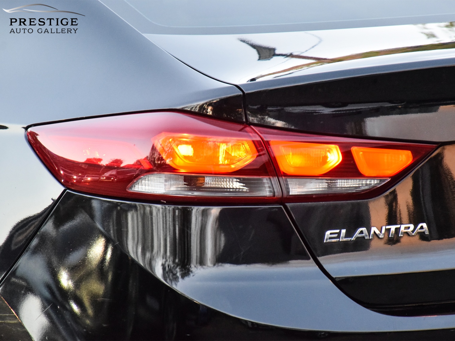 /prestigeautogallery/2017-Hyundai-Elantra-06227258836821181.jpg