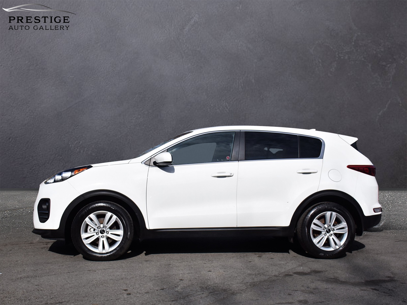 /prestigeautogallery/2017-Kia-Sportage-05668442906405935.jpg