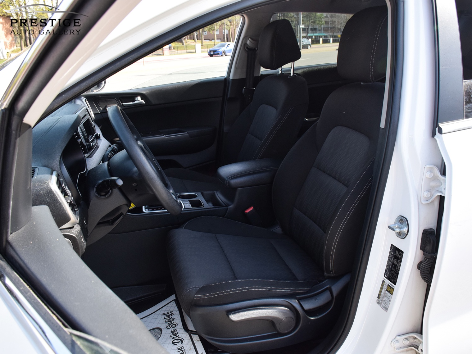/prestigeautogallery/2017-Kia-Sportage-2089607767115027.jpg