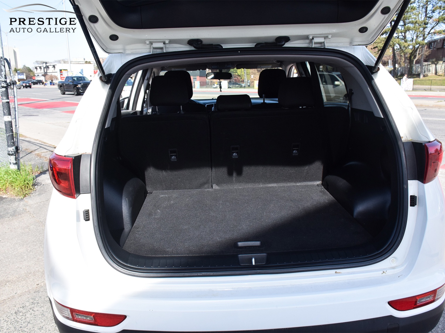 /prestigeautogallery/2017-Kia-Sportage-6482473993497051.jpg